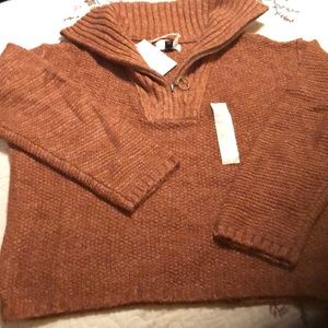 Universal Thread crop sweater size M